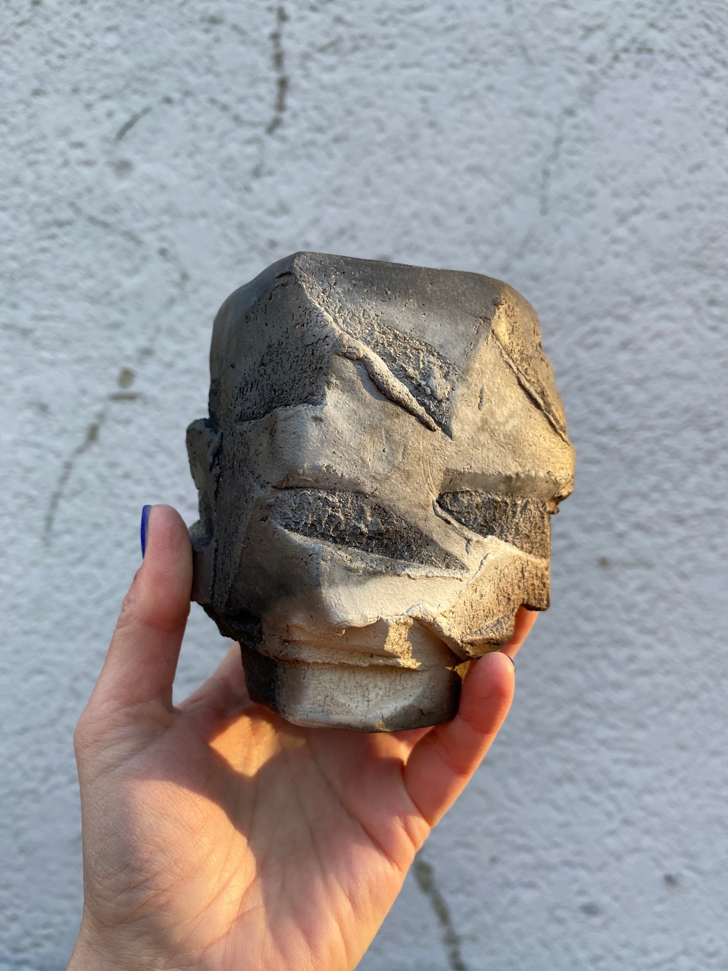 Handgefertigte Kurinuki Teebecher aus dem Grubenbrand (Pit firing)