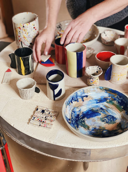 Fläche, Form und Farbe - Collagierte Gefäße. Ein Keramik Design Workshop mit Ulrike Lea Moormann
