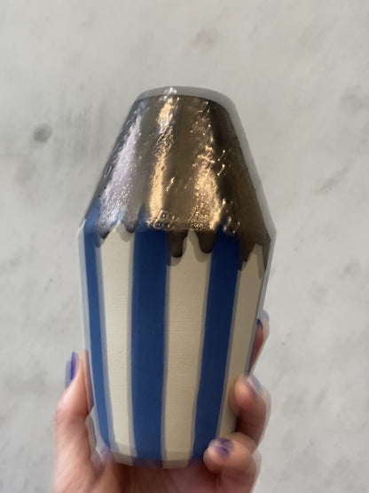 Vase "GRLZ" No 6 mit blauen Streifen und gold fliessender Glasur
