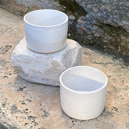 Keramik Becher "Inu" in "baked white"