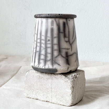 Naked Raku Dose mit Deckel